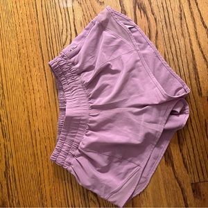 Lululemon low rise hotty hot shorts size 2